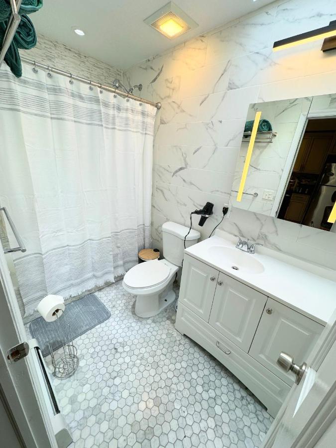 The Waltham Private Room & Bathroom John F Kennedy Jfk Lga Airport Manhattan Penn Station Bullet-Train 15 Min New York Ngoại thất bức ảnh